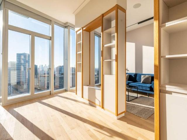 Apartment for rent in East Village, Greater London