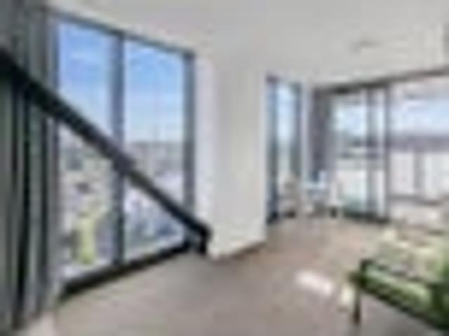 Apartment for rent in Goodwood Heights, Manurewa