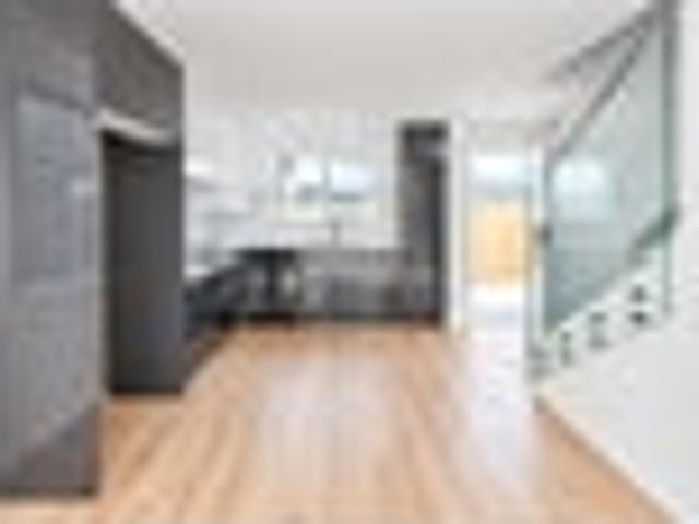 Townhouse for rent in Clendon Park, Manurewa