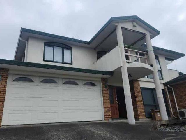 Townhouse for rent in Manukau City, Oroua County