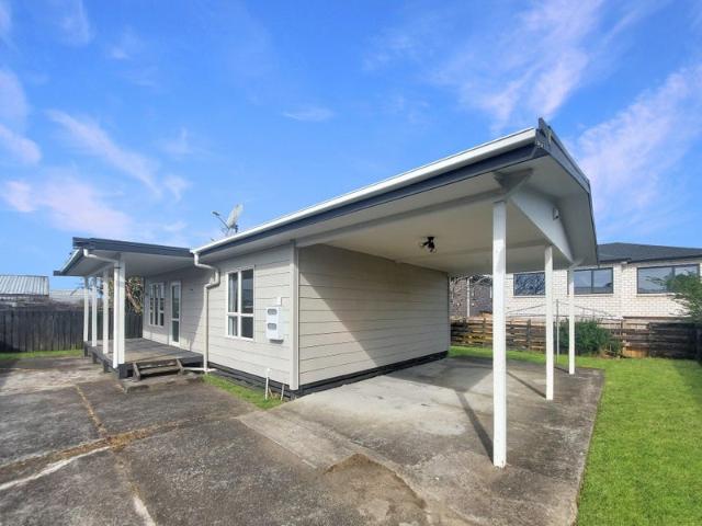 House for rent in Wattle Downs, Manurewa