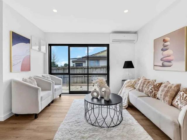 Townhouse for rent in Manurewa, Oroua County