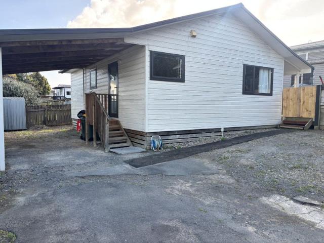 House for rent in Manurewa, Oroua County