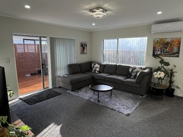 House for rent in Manurewa, Oroua County