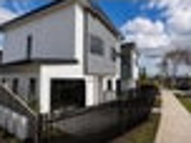 Townhouse for rent in Manurewa