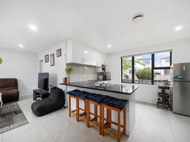 House for rent in Manurewa, Oroua County