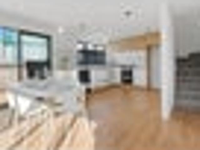 Townhouse for rent in Manurewa, Oroua County