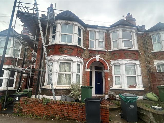 House for rent in Crofton Park, Greater London