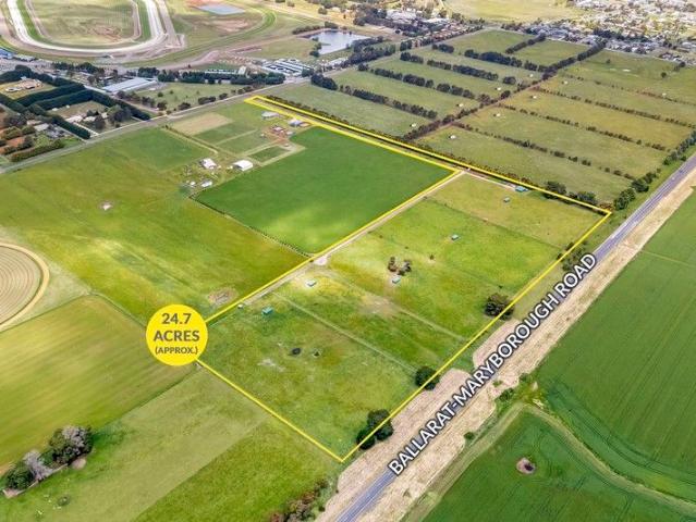 Cottage for sale in Ballarat, Victoria