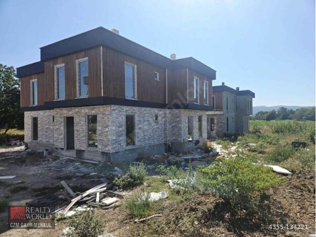 Dura, Manyas içerisinde satılık Villa