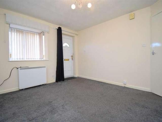 Apartment for rent in Belle Isle, West Yorkshire