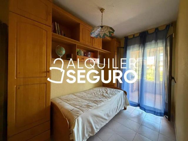 Apartamento en alquiler en Urbanización El Yelmo, Manzanares el Real