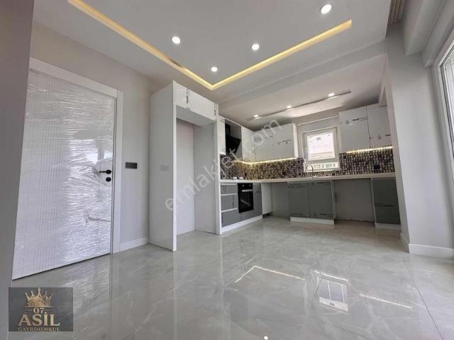 Antalya, Muratpaşa içerisinde satılık mülk