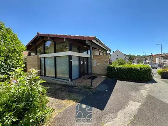 Maison vente à Les Cheix, Manzat