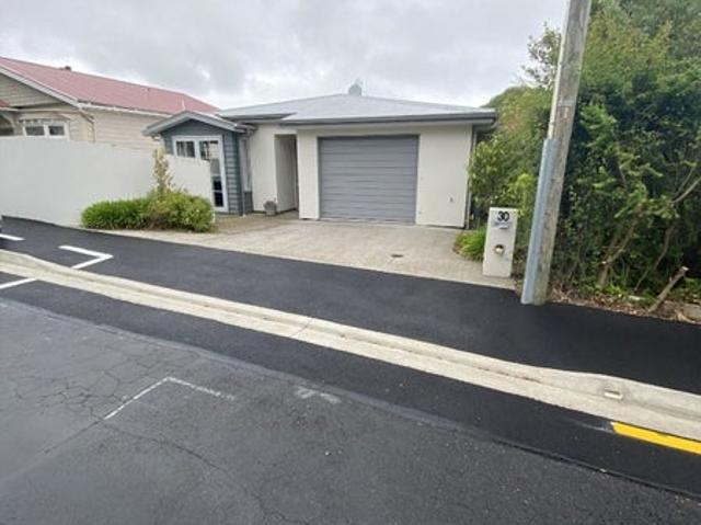 House for rent in Otakou