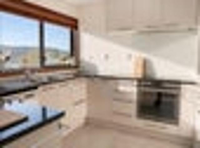 Townhouse for rent in Otakou
