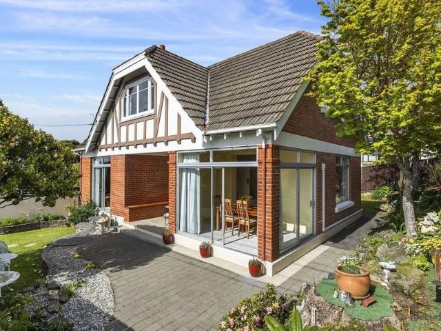 House for rent in Otakou