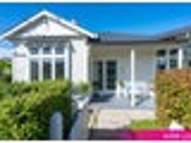 House for rent in Otakou