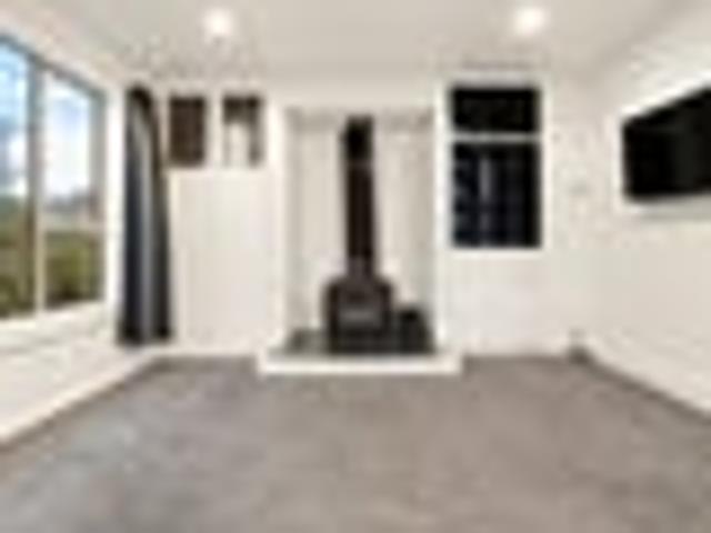 House for rent in Otakou
