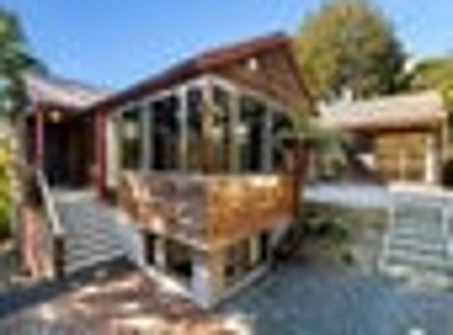 House for rent in Otakou