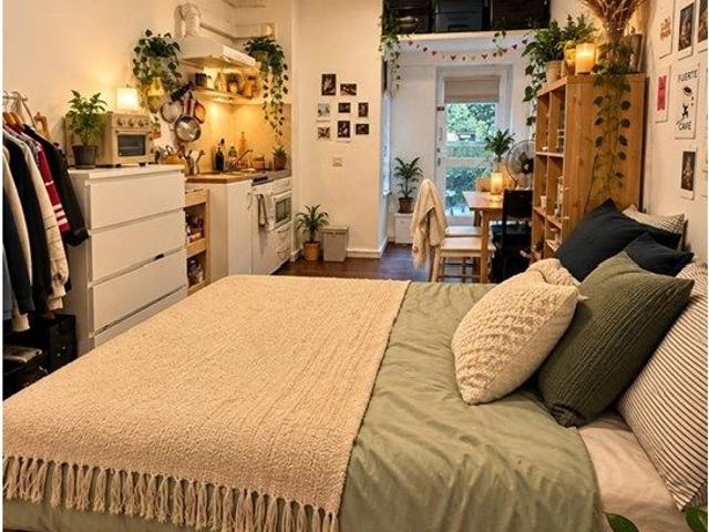 Studio for rent in Brondesbury Park, Greater London