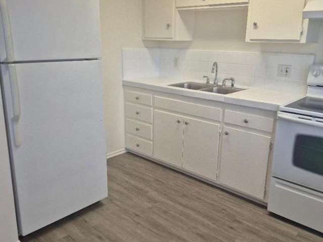 Apartment for rent in Costa Mesa, Orange County