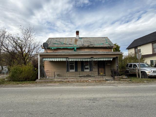 House for sale in West Alexander, Pennsylvania
