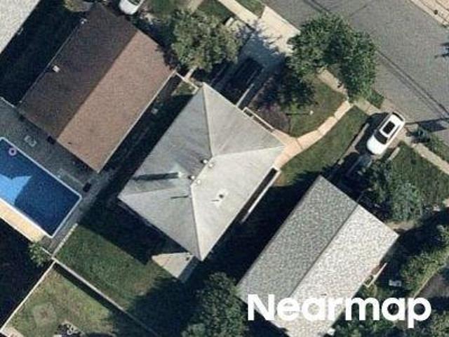 House for sale in Ridgefield, New Jersey