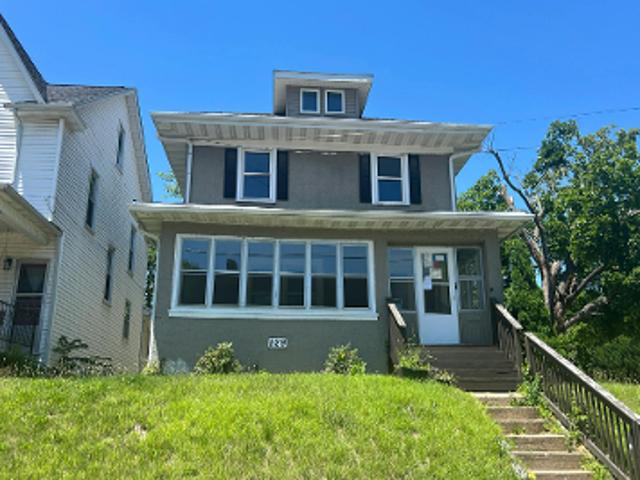 House for sale in Muscatine, Iowa
