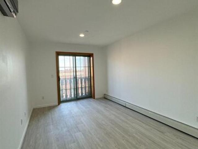 Condo for sale in Flushing