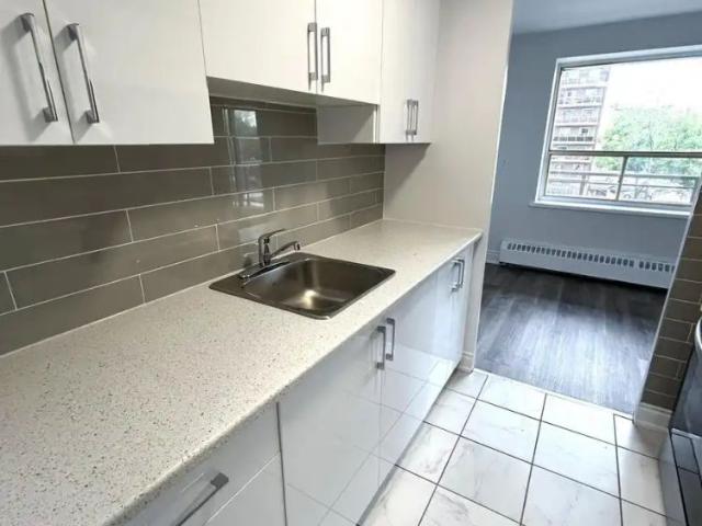Apartment for rent in Burlington, Golden Horseshoe