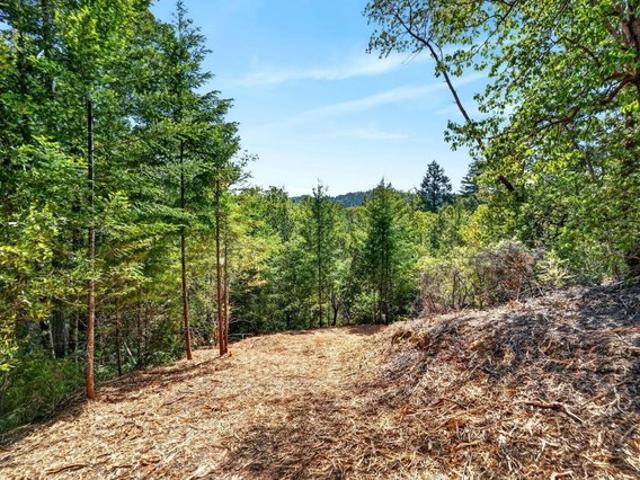 Land for sale in Philo, California