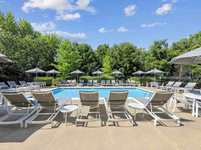 Apartment for rent in Louisville