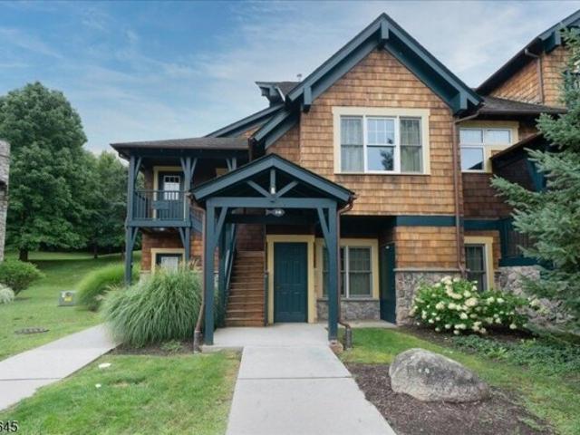 Condo for sale in Black Creek Sanctuary, Vernon Township