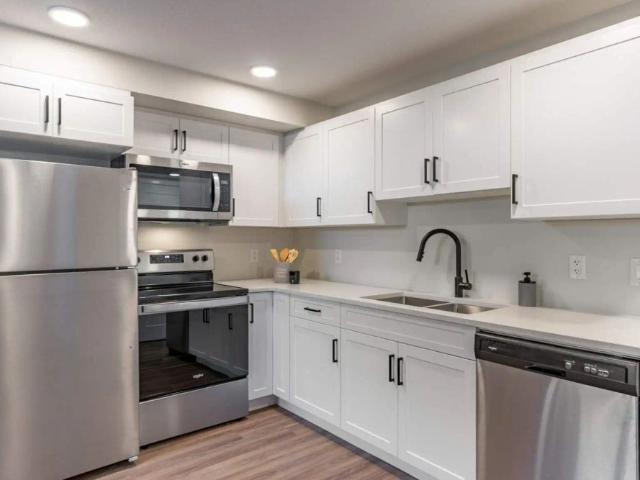 Townhouse for rent in Wedgewood, Alberta