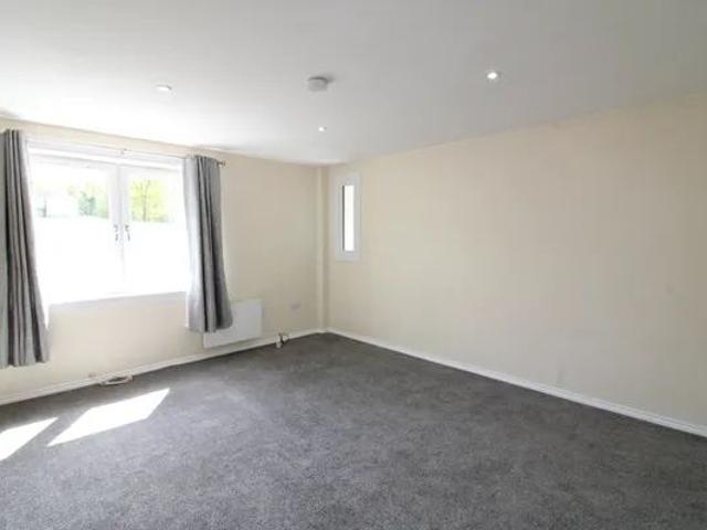 Apartment for rent in Johnstone Castle, Flushing