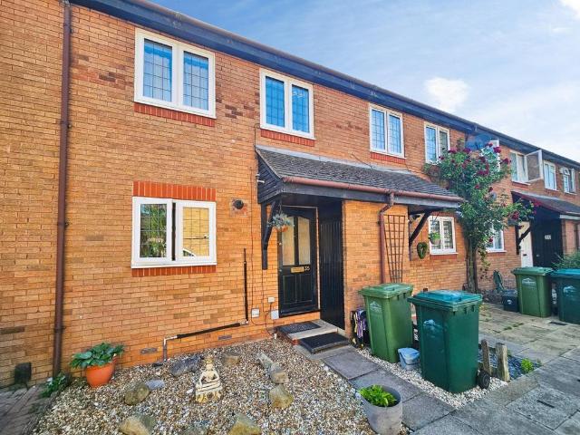 House for rent in West Bedfont, Lower Halliford
