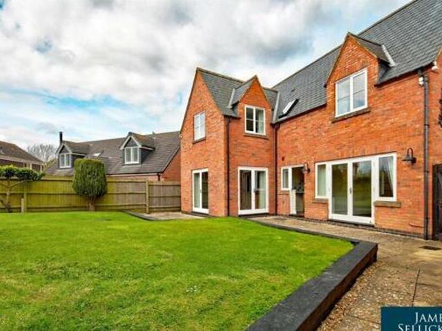 House for sale in City of London, Greater London
