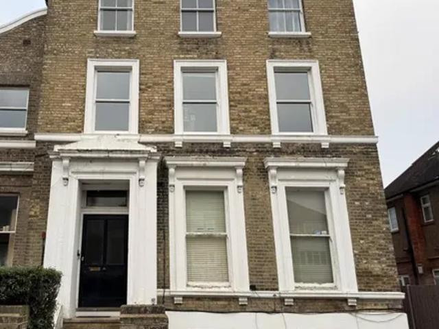 Apartment for rent in Surbiton, Greater London