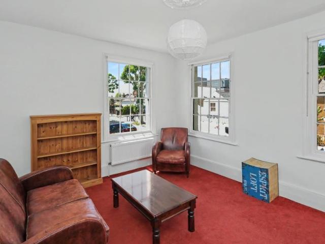 Apartment for rent in Surbiton, Greater London