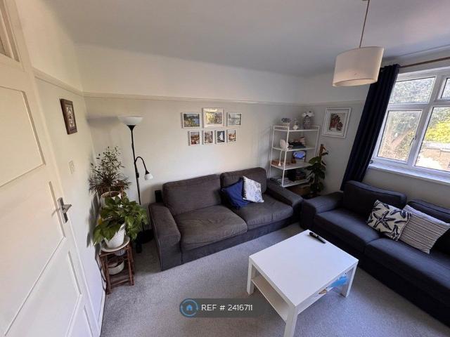 Apartment for rent in Royal Borough of Kingston upon Thames, Greater London
