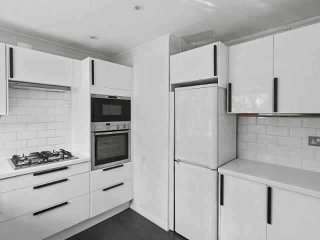 Apartment for rent in Royal Borough of Kingston upon Thames, Greater London