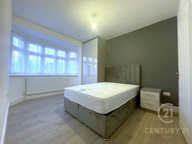 Room for rent in Surbiton, Greater London