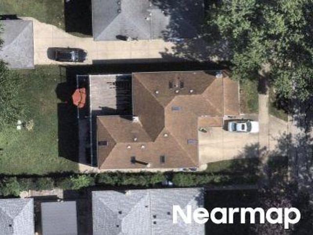 House for sale in Des Plaines, Illinois