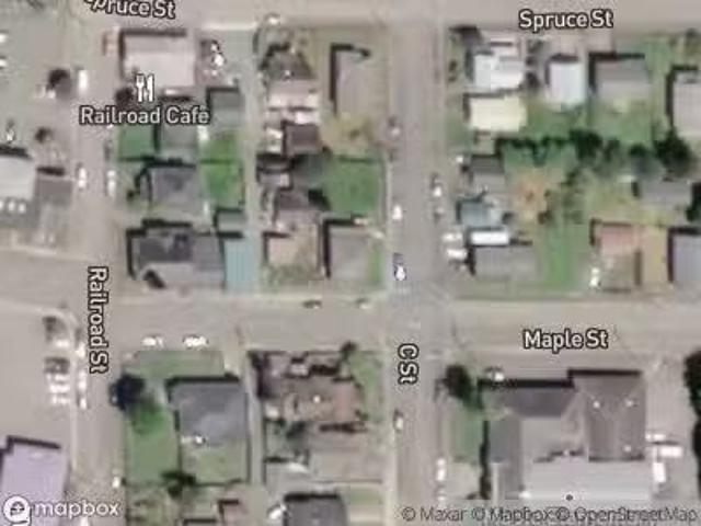 House for sale in Coos Bay