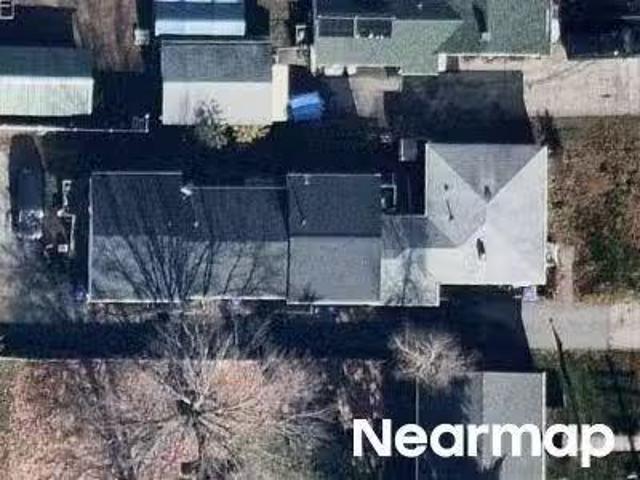 House for sale in Manchester