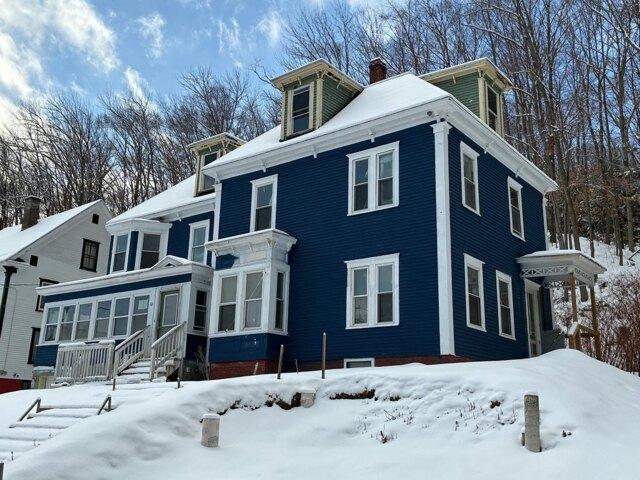 House for sale in New Hampshire