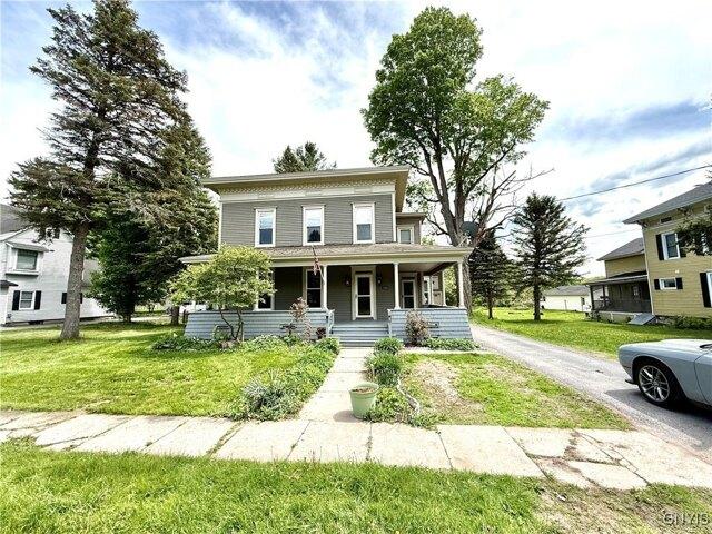 House for sale in Black River