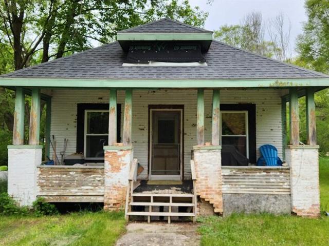 House for sale in Copemish