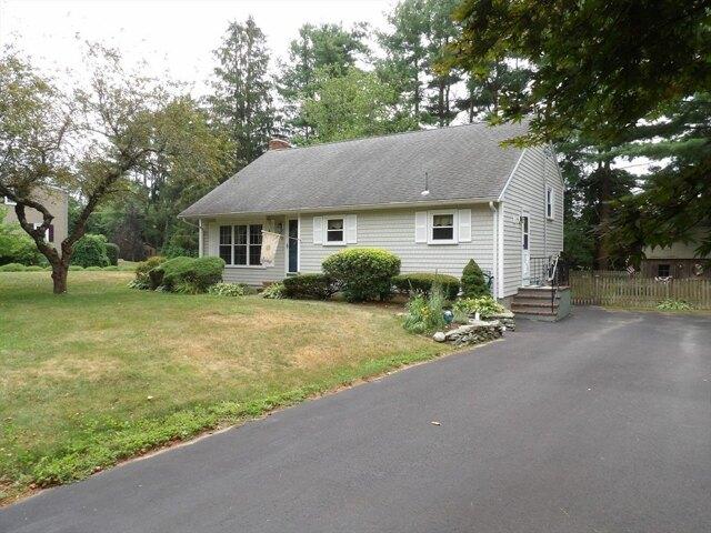 House for sale in Dighton